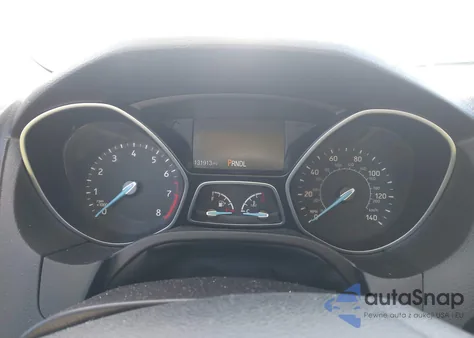 2015 Ford Focus Se z USA, uszkodzony, nr VIN 1FADP3F29FL317148